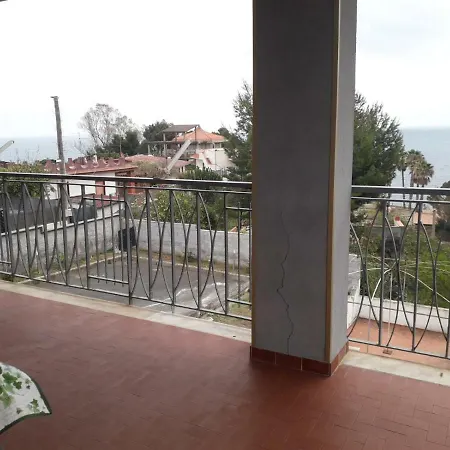 La Piattaforma Apartment *